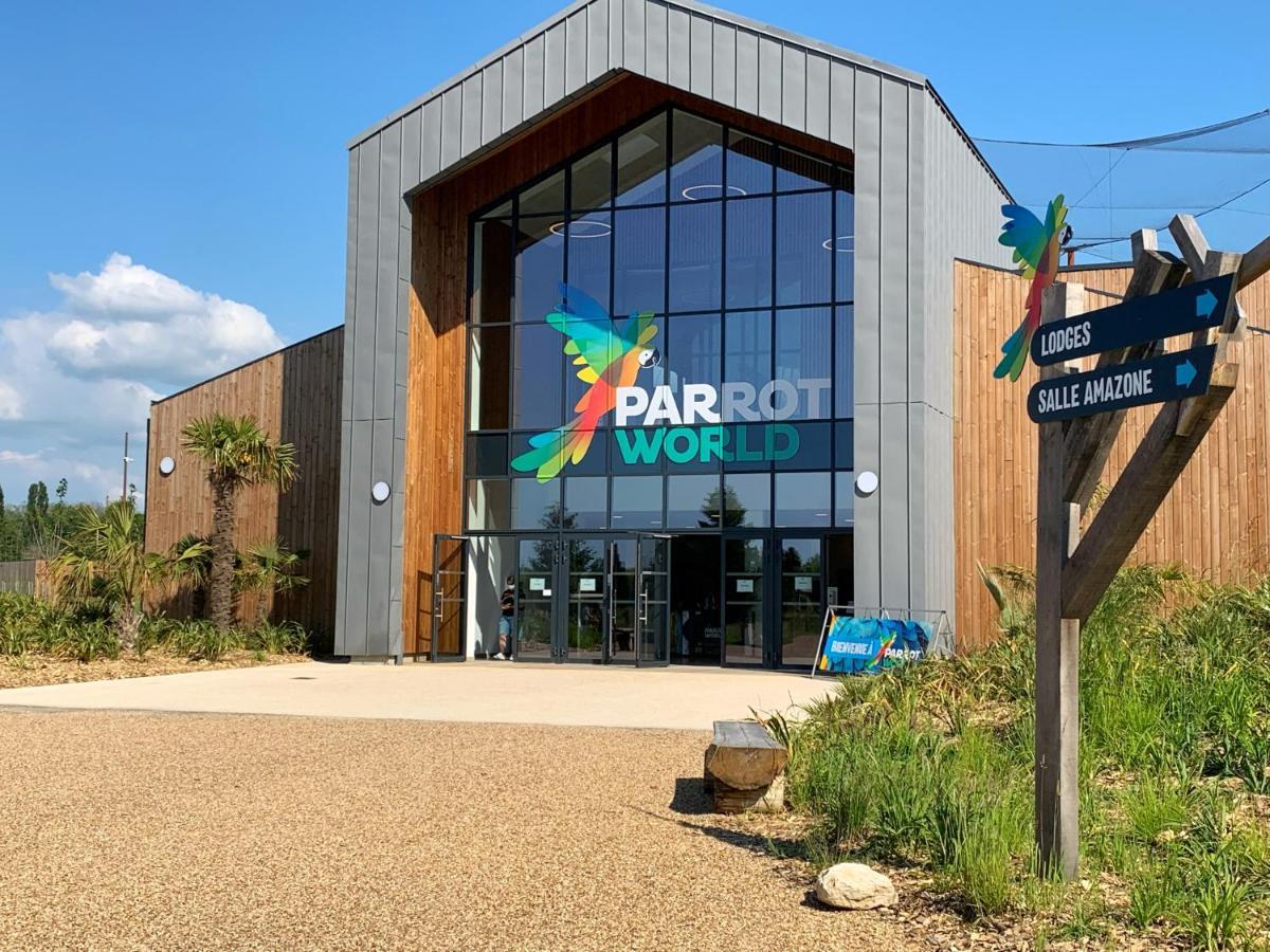 Crecy-la-Chapelle Parrot World - Les Lodges מראה חיצוני תמונה